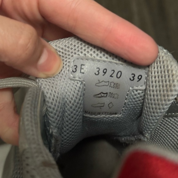 Prada America cup grey vintage sneakers - Picture 7 of 7